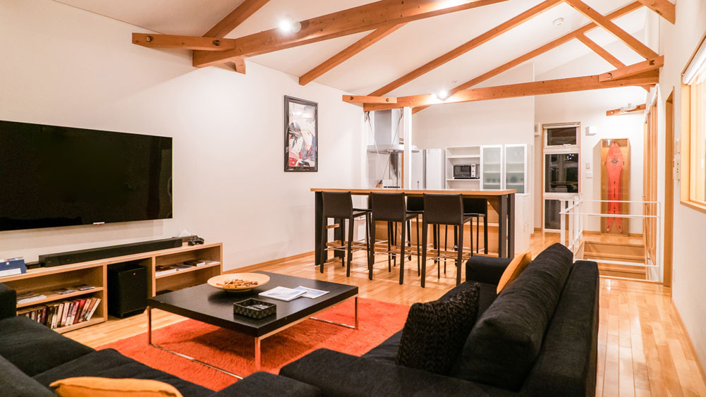 Casi67 West - Interior layout